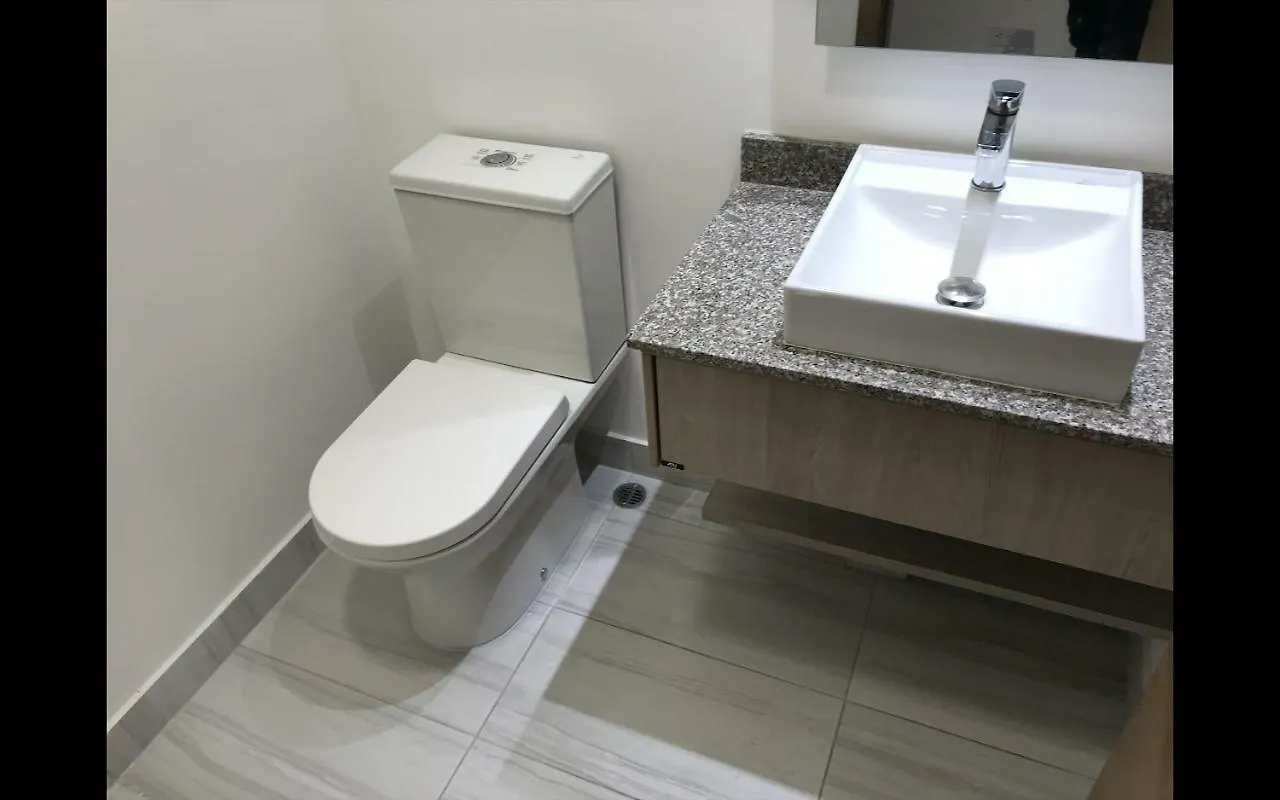 Ubytování v soukromí 1410 Habitacion En Lujoso Departamento - Atelier Quito