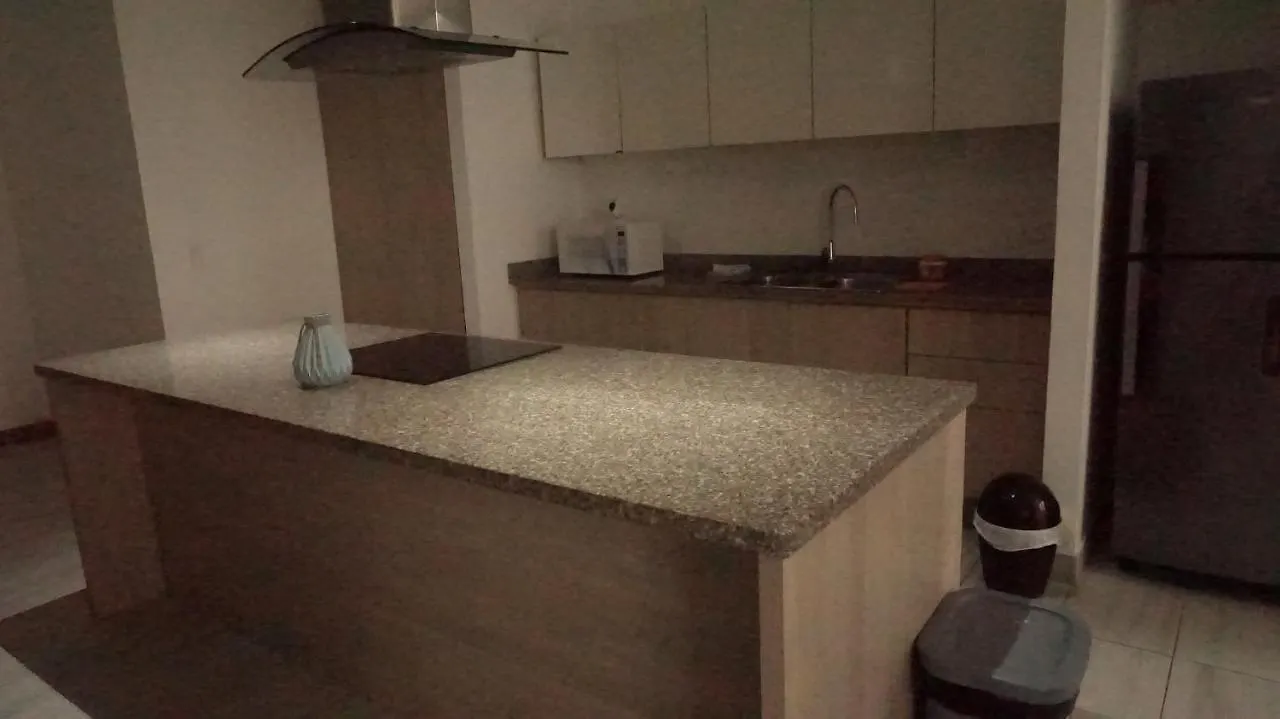 Ubytování v soukromí 1410 Habitacion En Lujoso Departamento - Atelier Quito